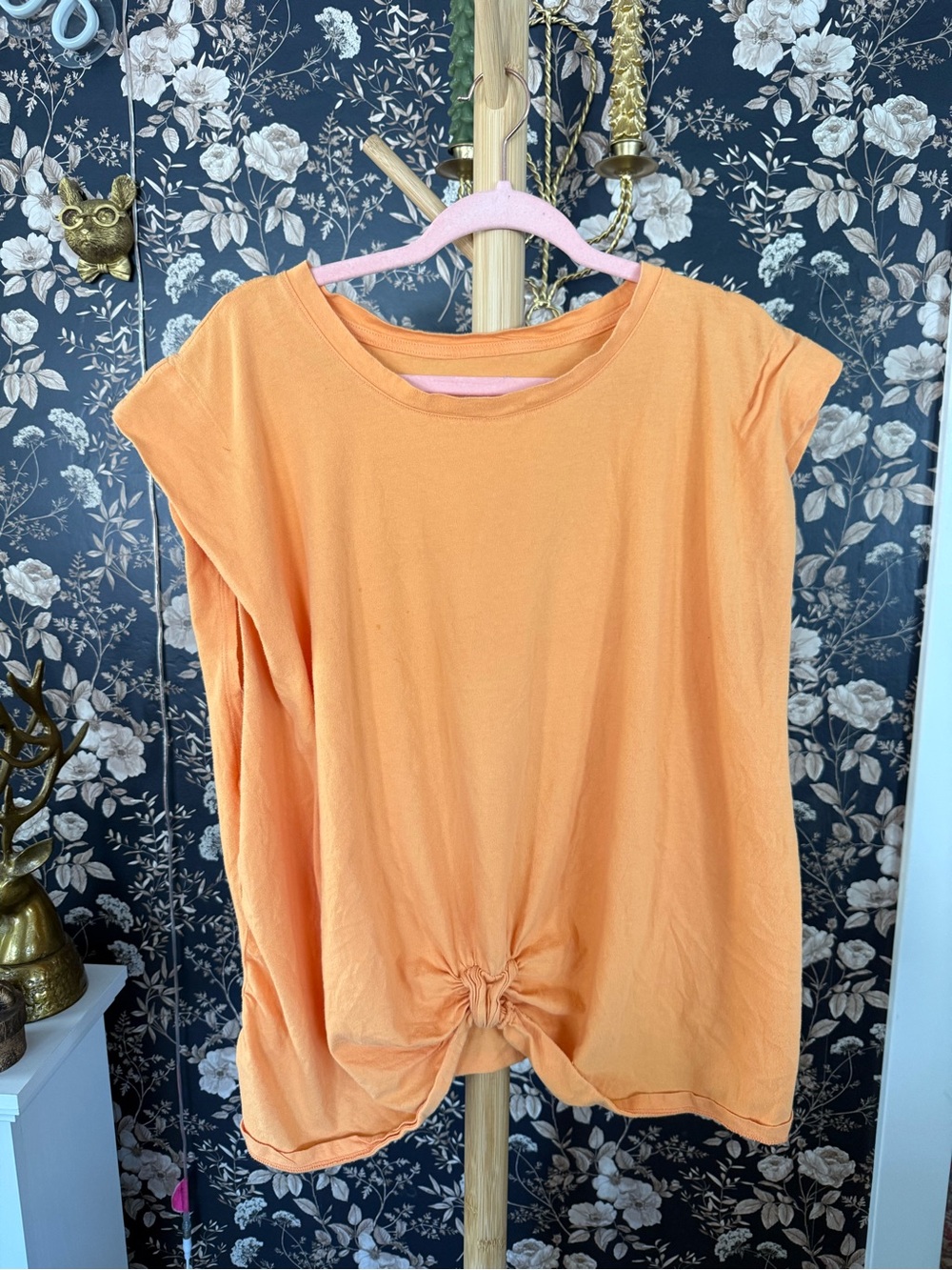 Ava & Viv Orange Knot-Front Muscle Tee